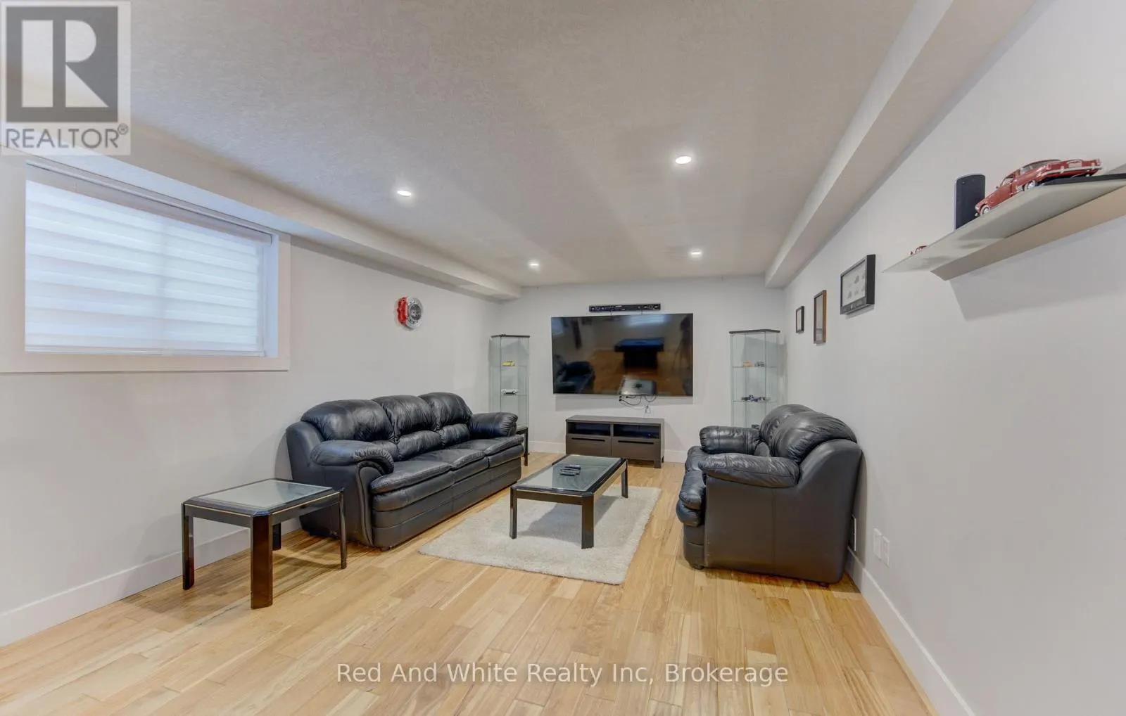 167 WESTCLIFF WAY