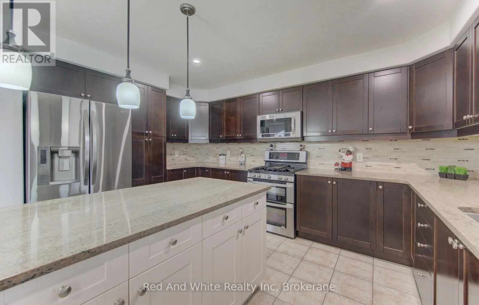 167 WESTCLIFF WAY