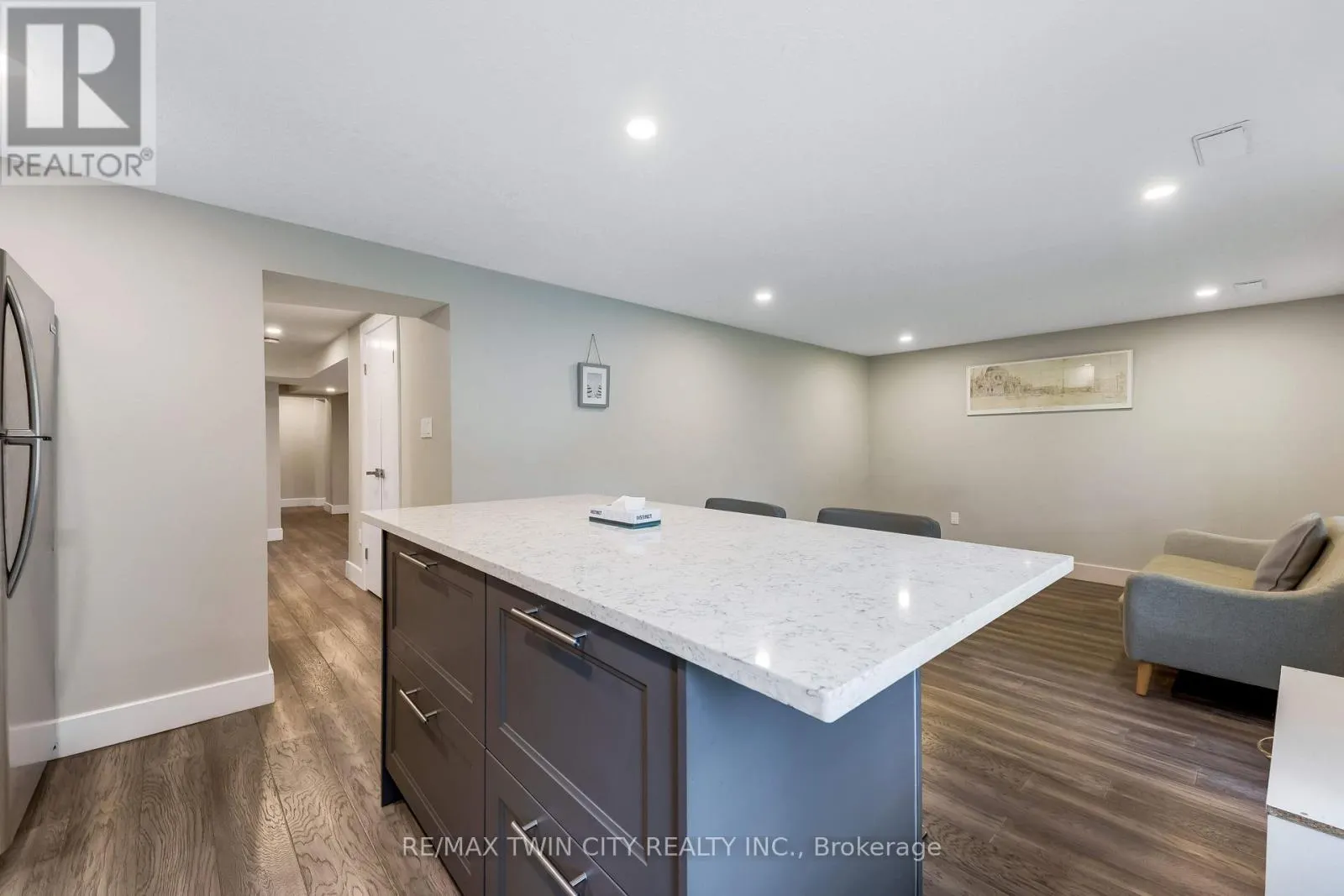 106 KENNETH AVENUE