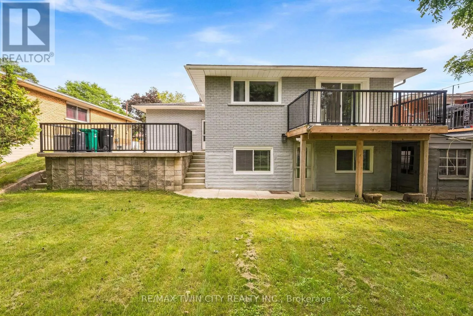 106 KENNETH AVENUE