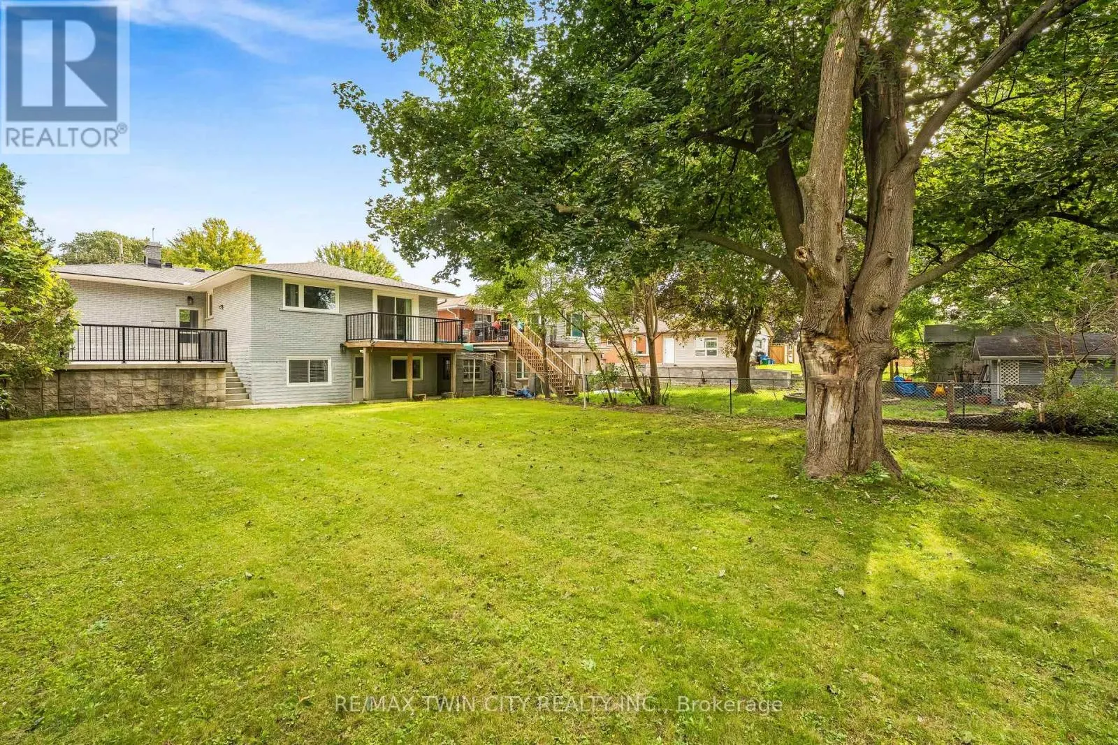 106 KENNETH AVENUE