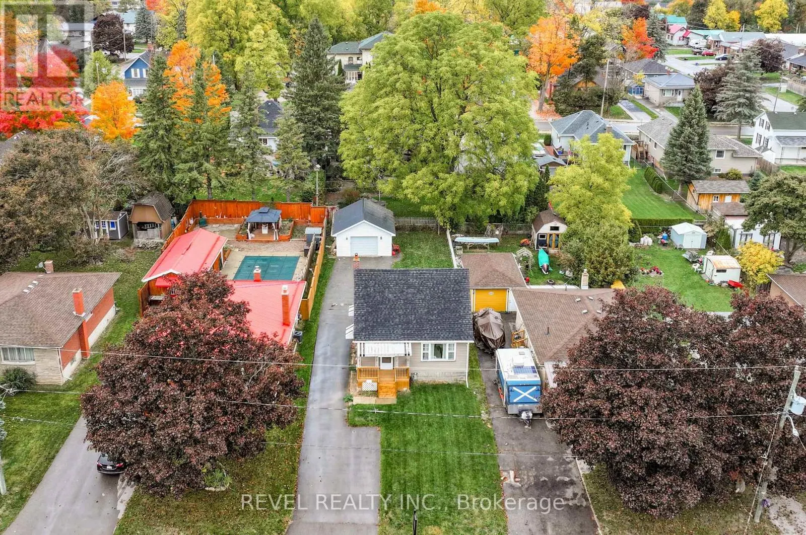 20 DIVISION STREET