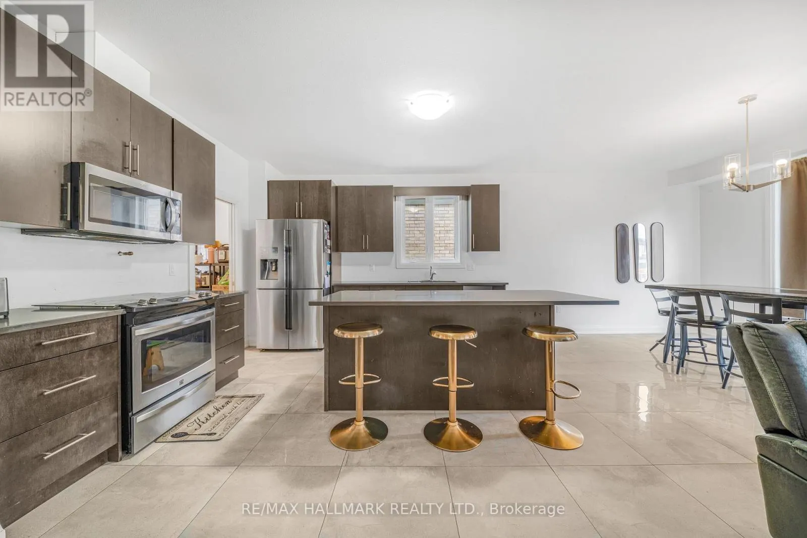7249 PARKSIDE ROAD