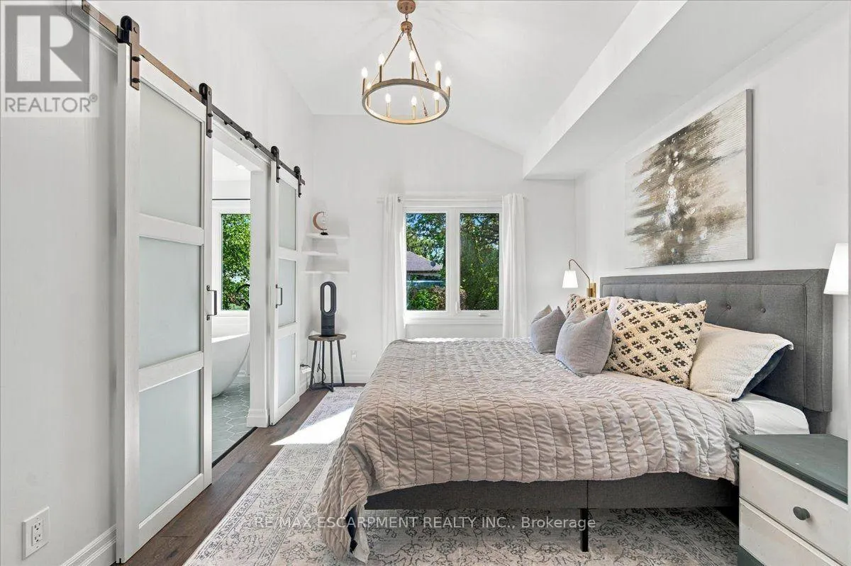 38 ENMORE AVENUE