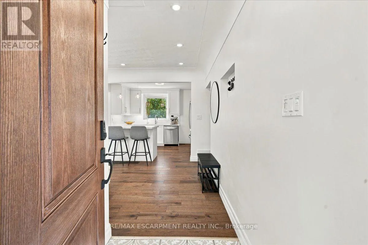38 ENMORE AVENUE