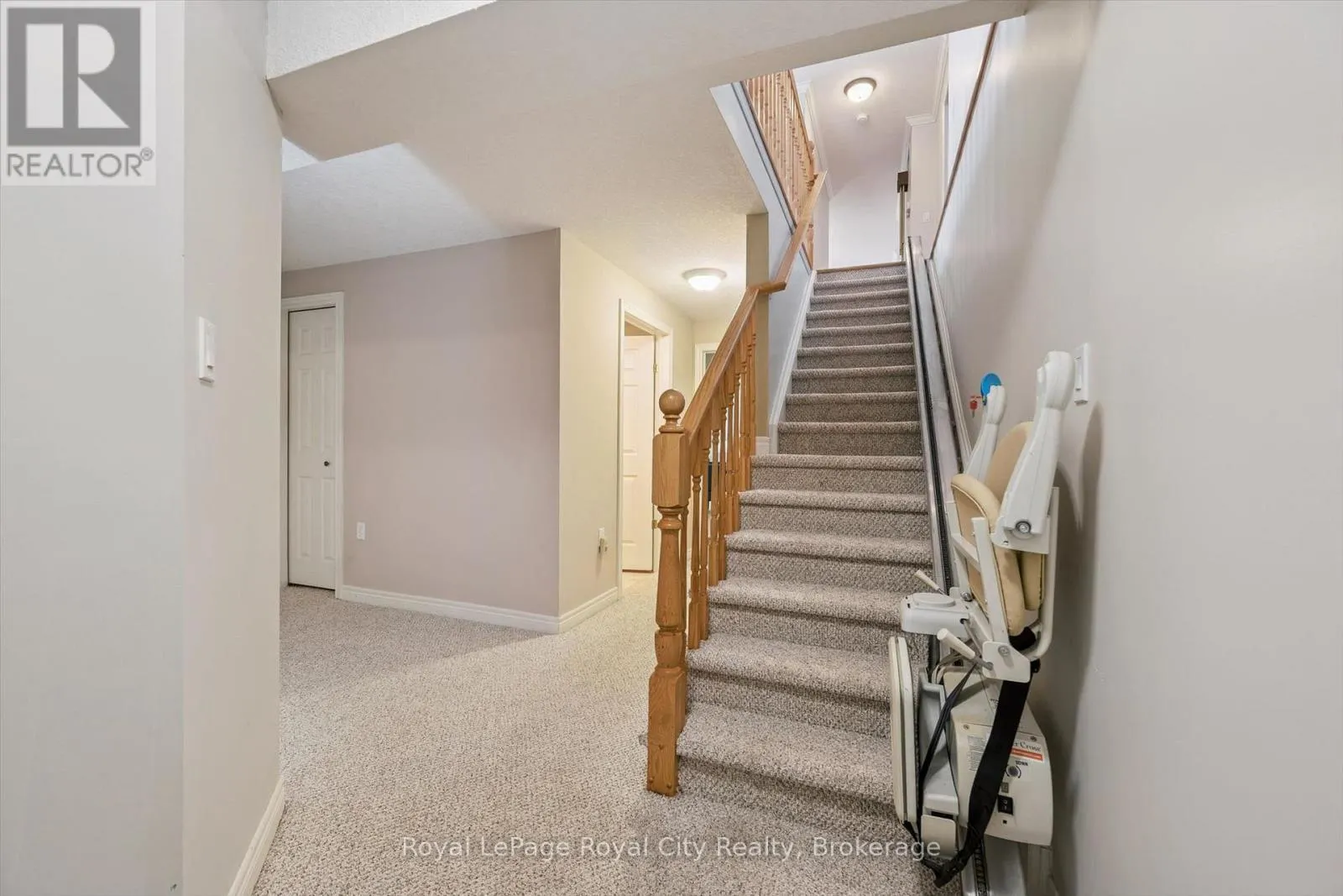 11 HONEYSUCKLE DRIVE