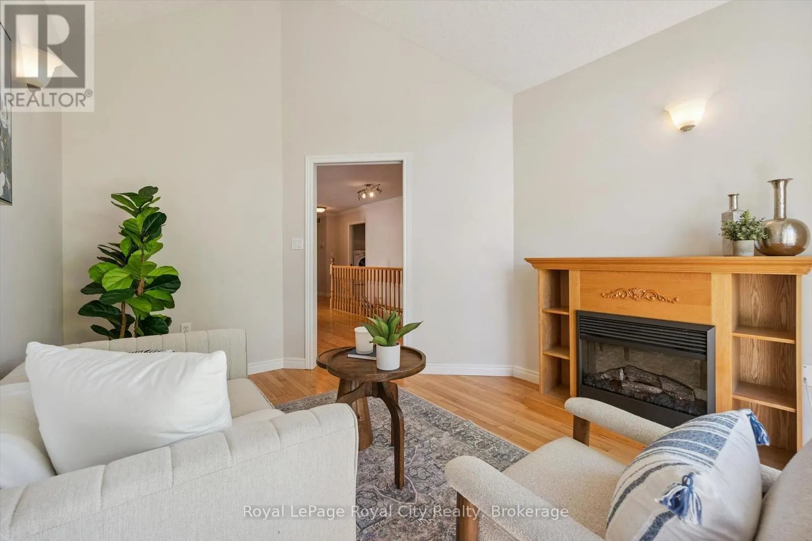 11 HONEYSUCKLE DRIVE