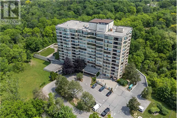 404 - 3 TOWERING HEIGHTS BOULEVARD