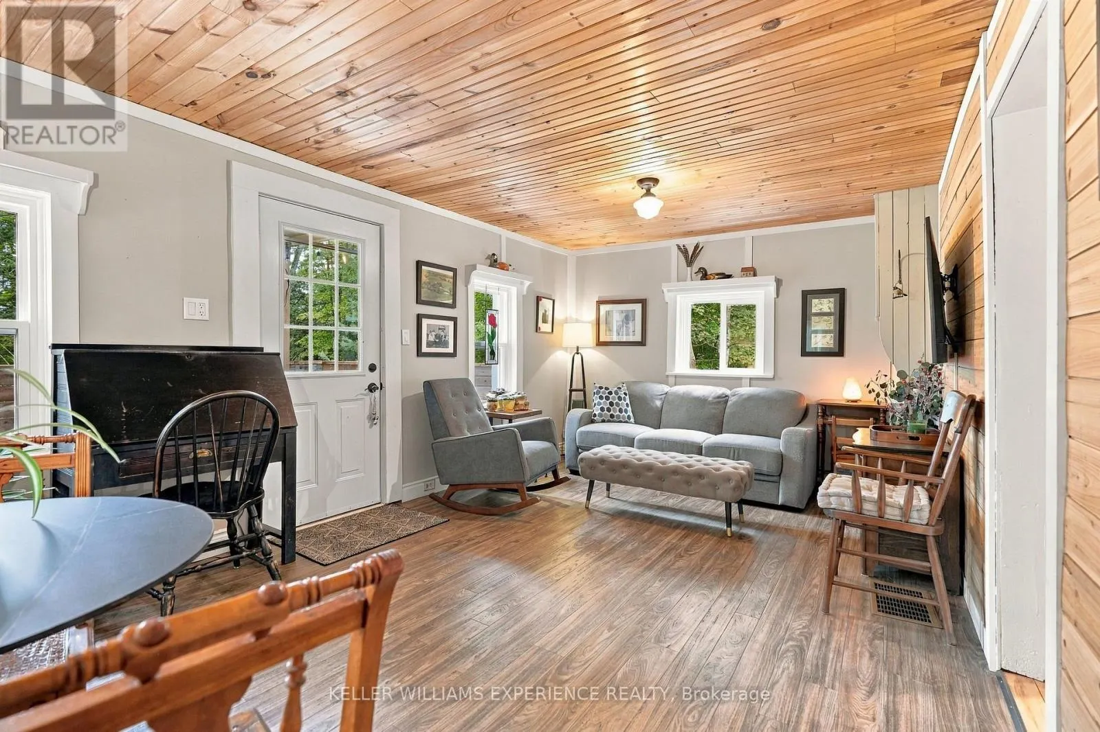 643 NORTH MARY LAKE ROAD