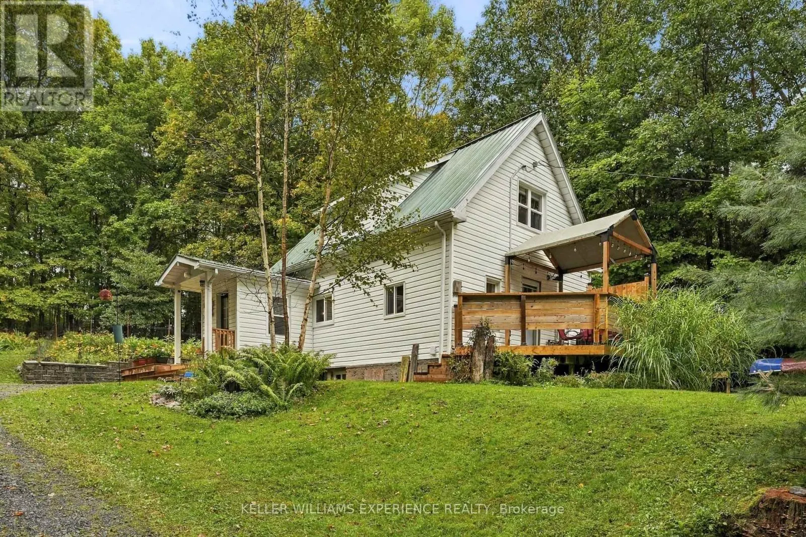 643 NORTH MARY LAKE ROAD