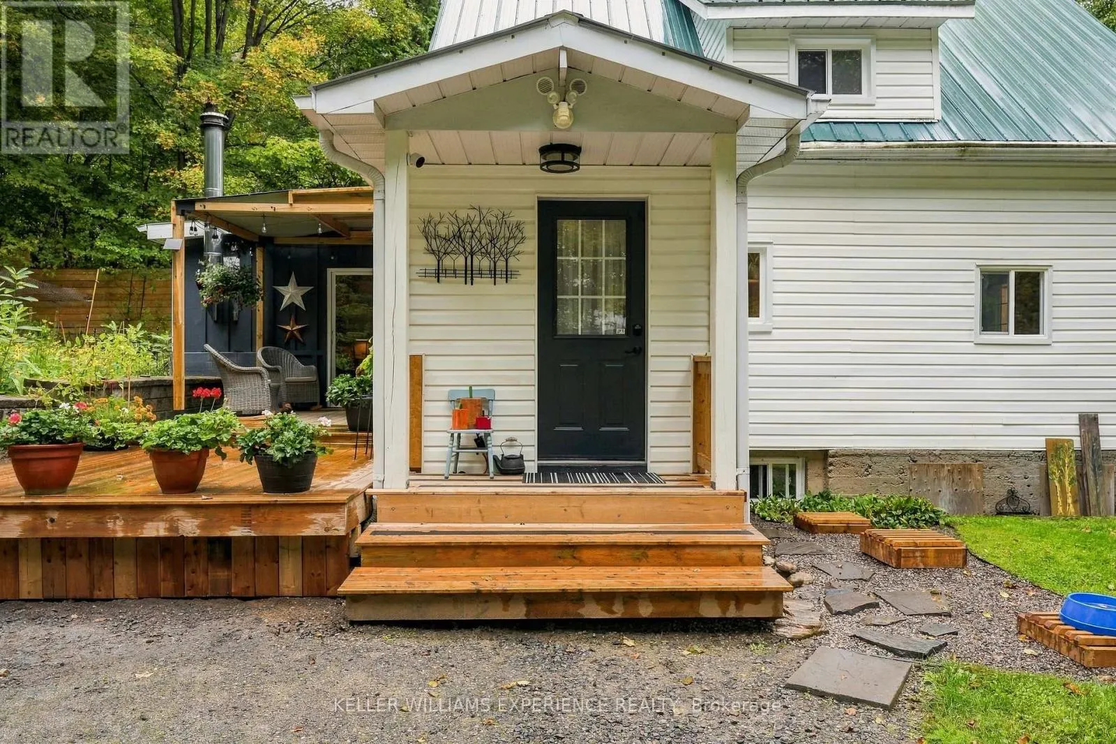 643 NORTH MARY LAKE ROAD