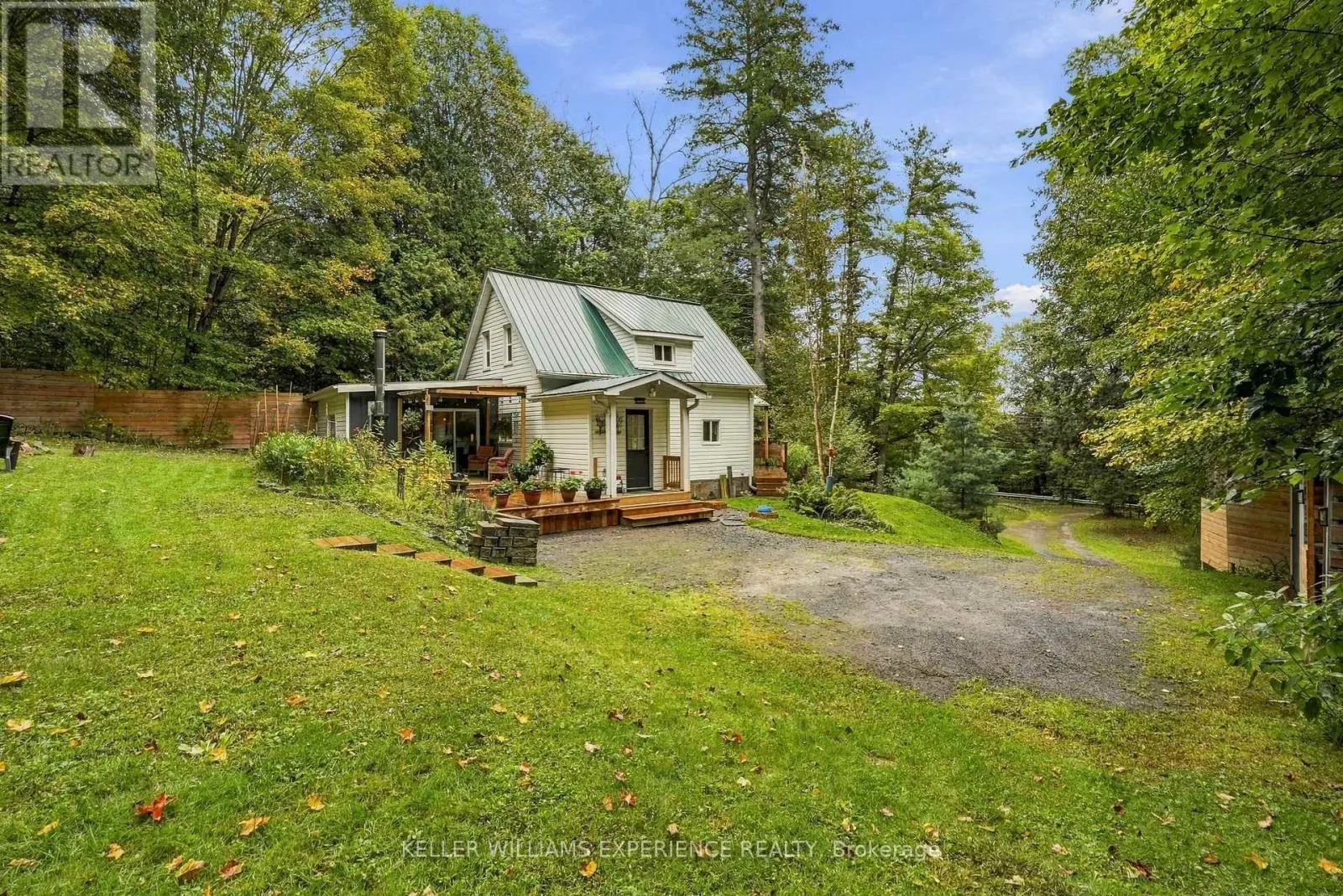 643 NORTH MARY LAKE ROAD