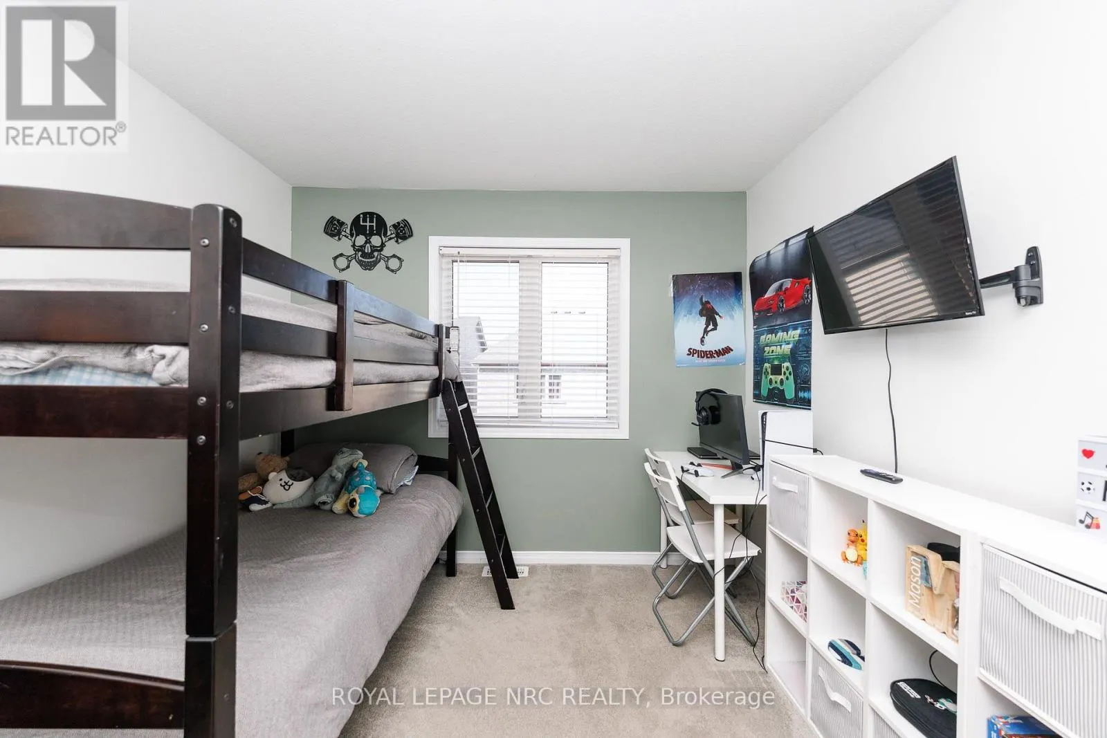 7794 WHITE PINE CRESCENT