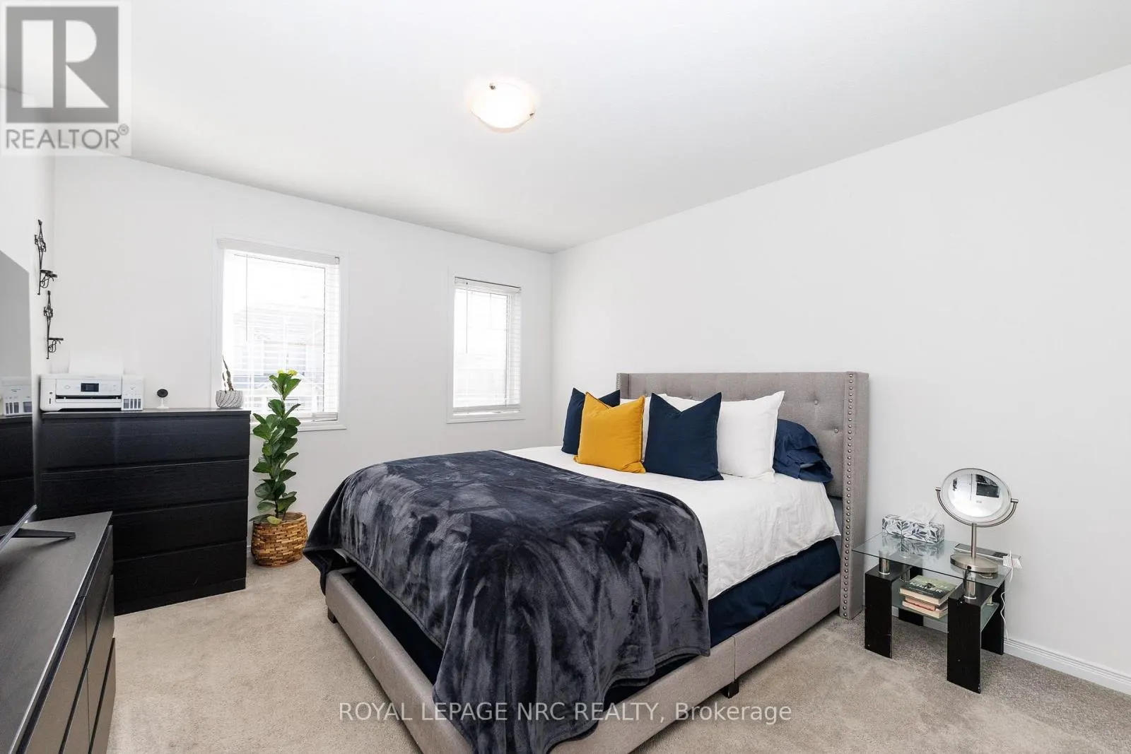 7794 WHITE PINE CRESCENT