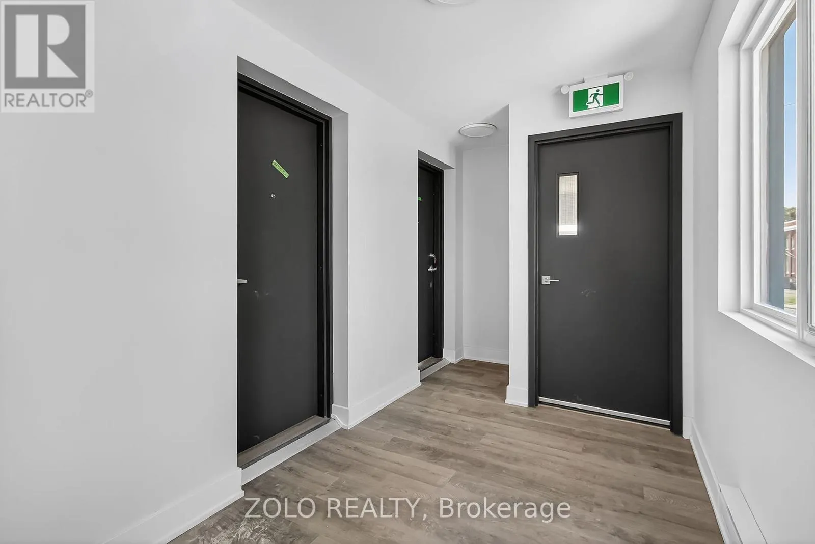 UNIT # 8 - 206 WELLINGTON STREET