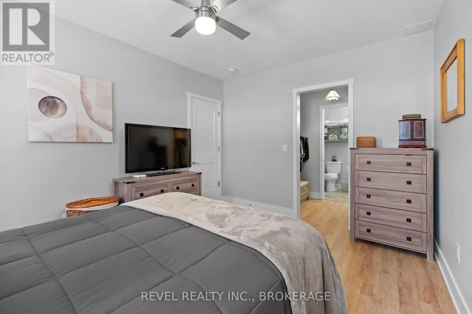 14 - 130 WATER STREET E #14