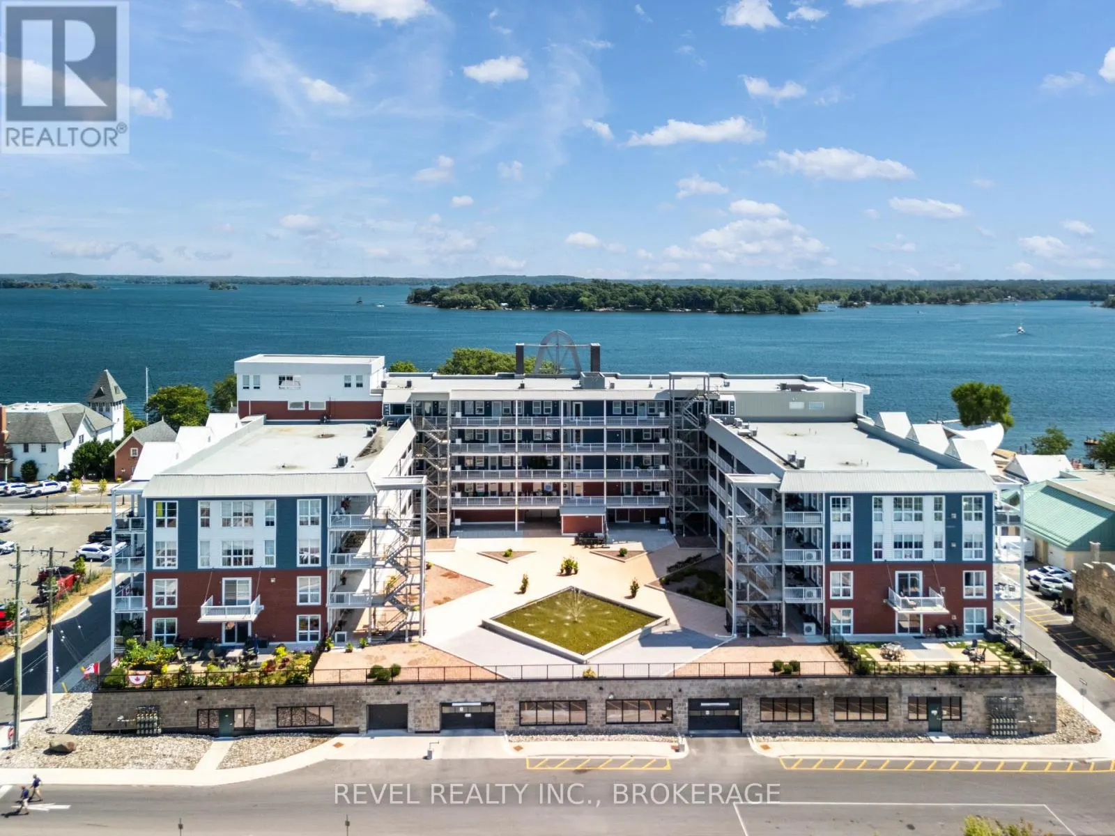 14 - 130 WATER STREET E #14