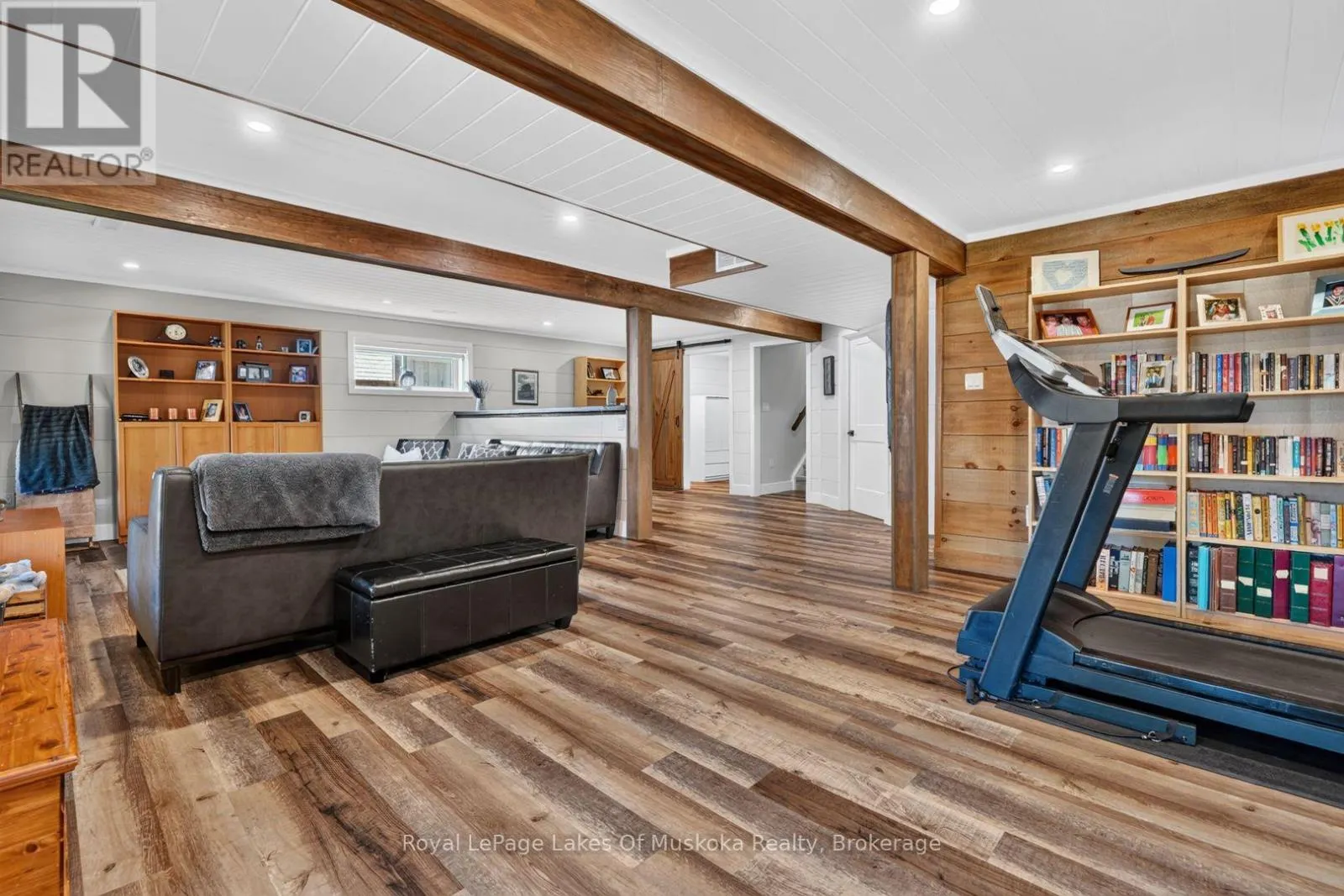 11 BRAESIDE CRESCENT