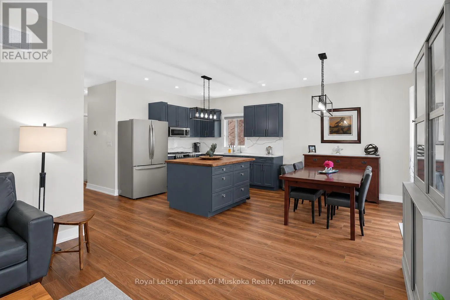 11 BRAESIDE CRESCENT