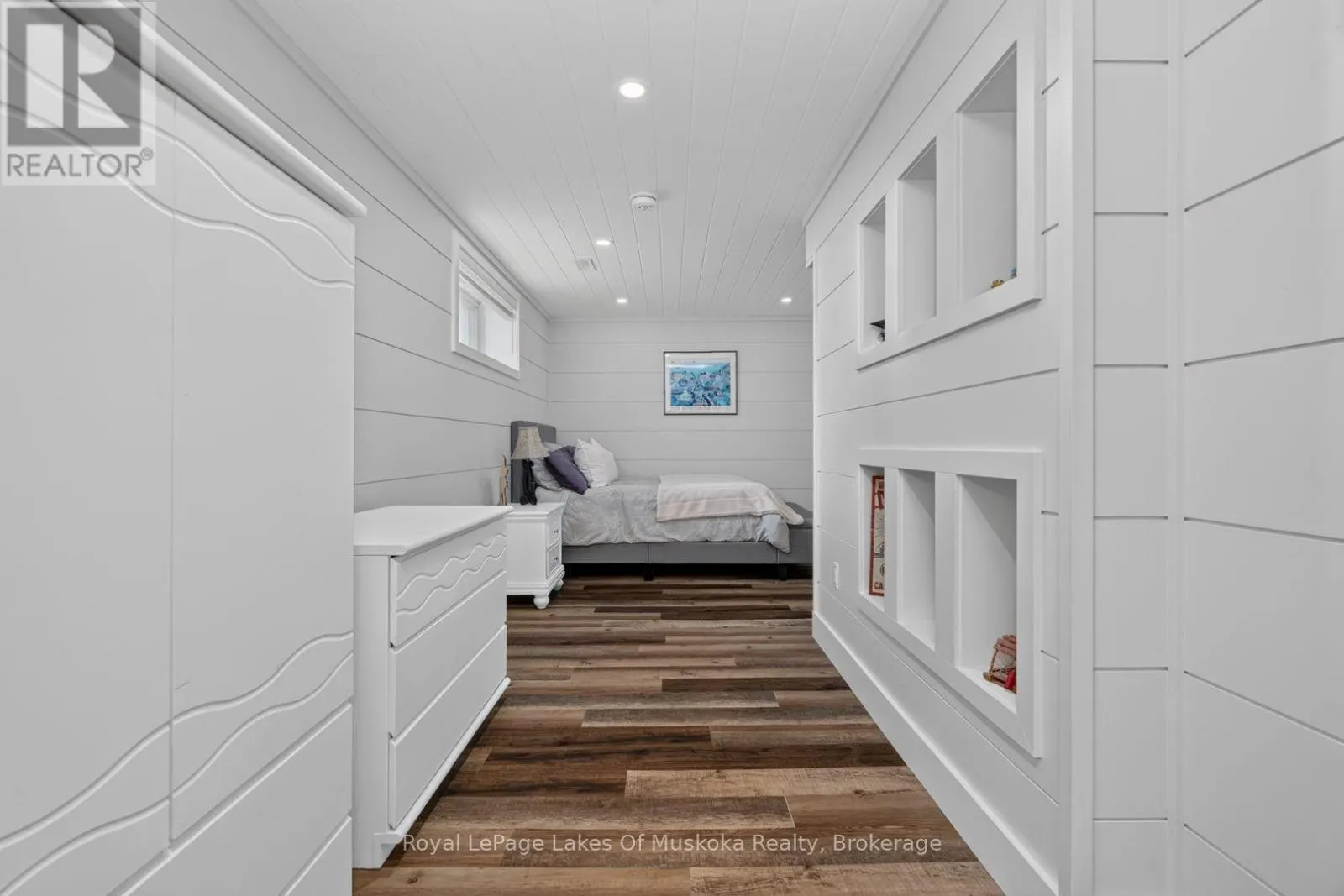 11 BRAESIDE CRESCENT