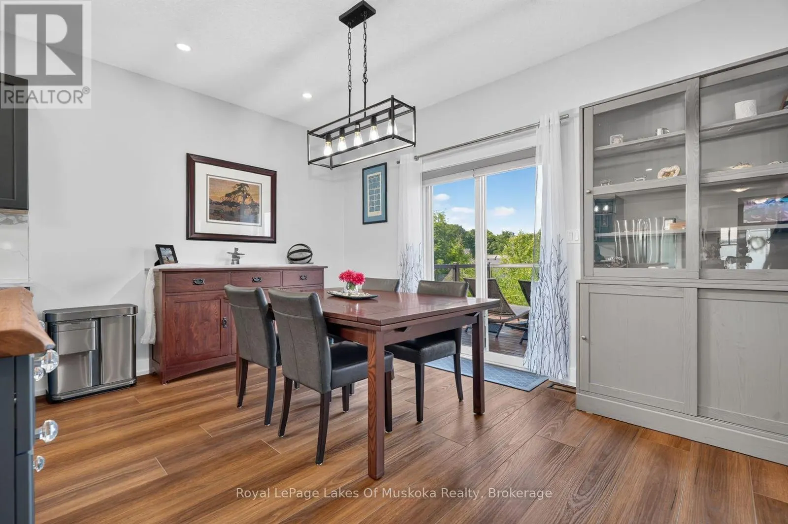 11 BRAESIDE CRESCENT