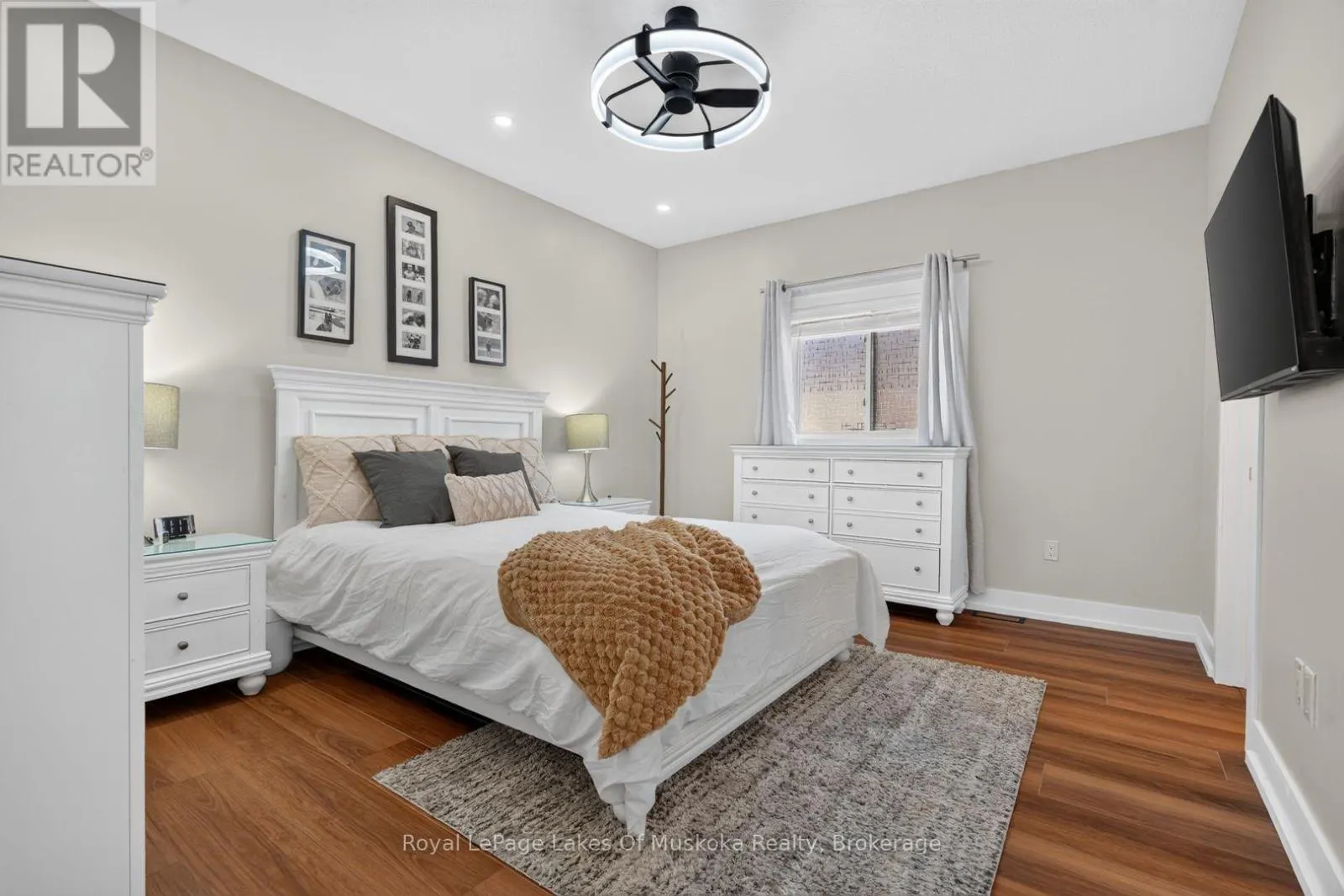 11 BRAESIDE CRESCENT