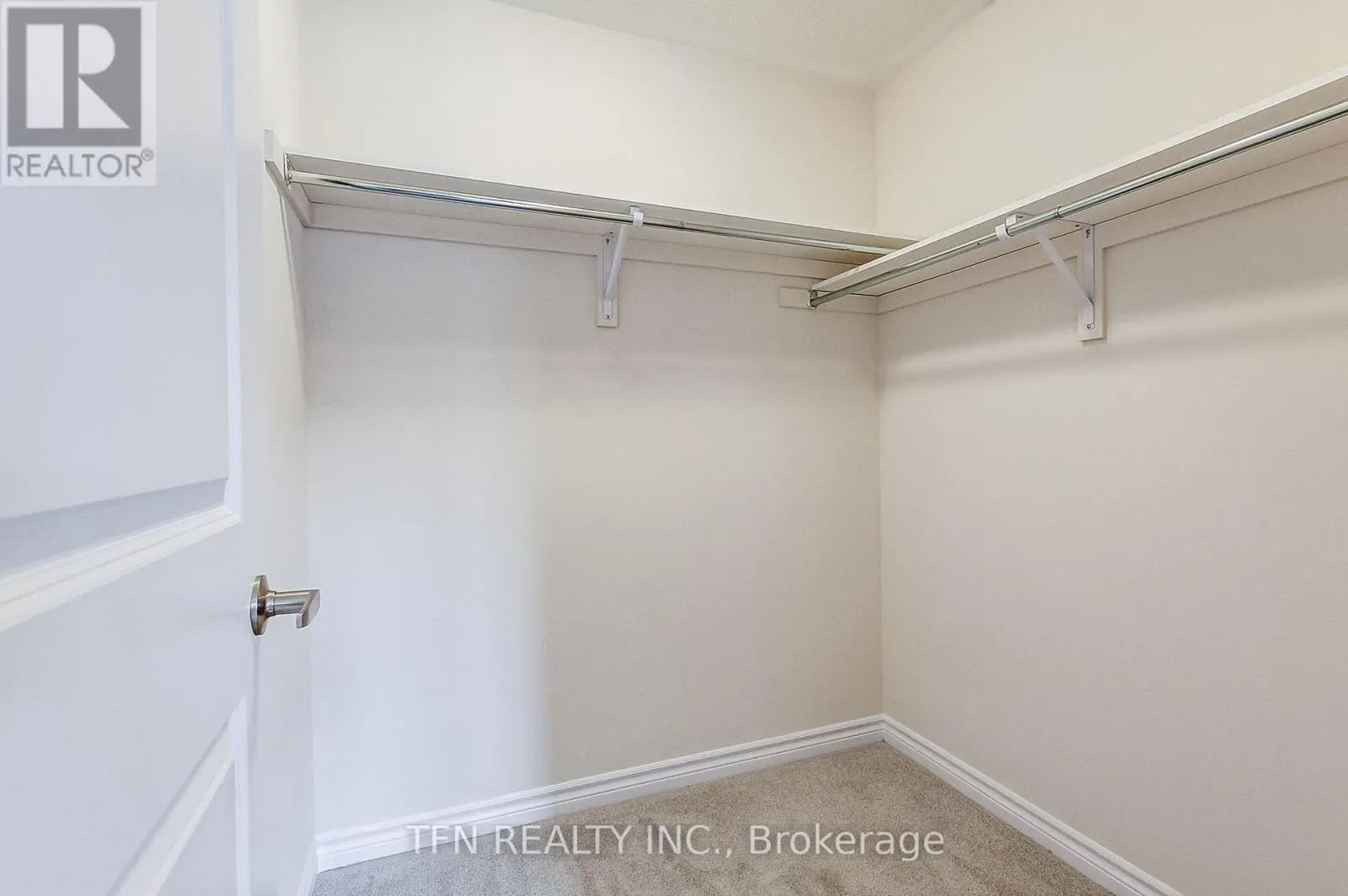 87 MCGILL AVENUE