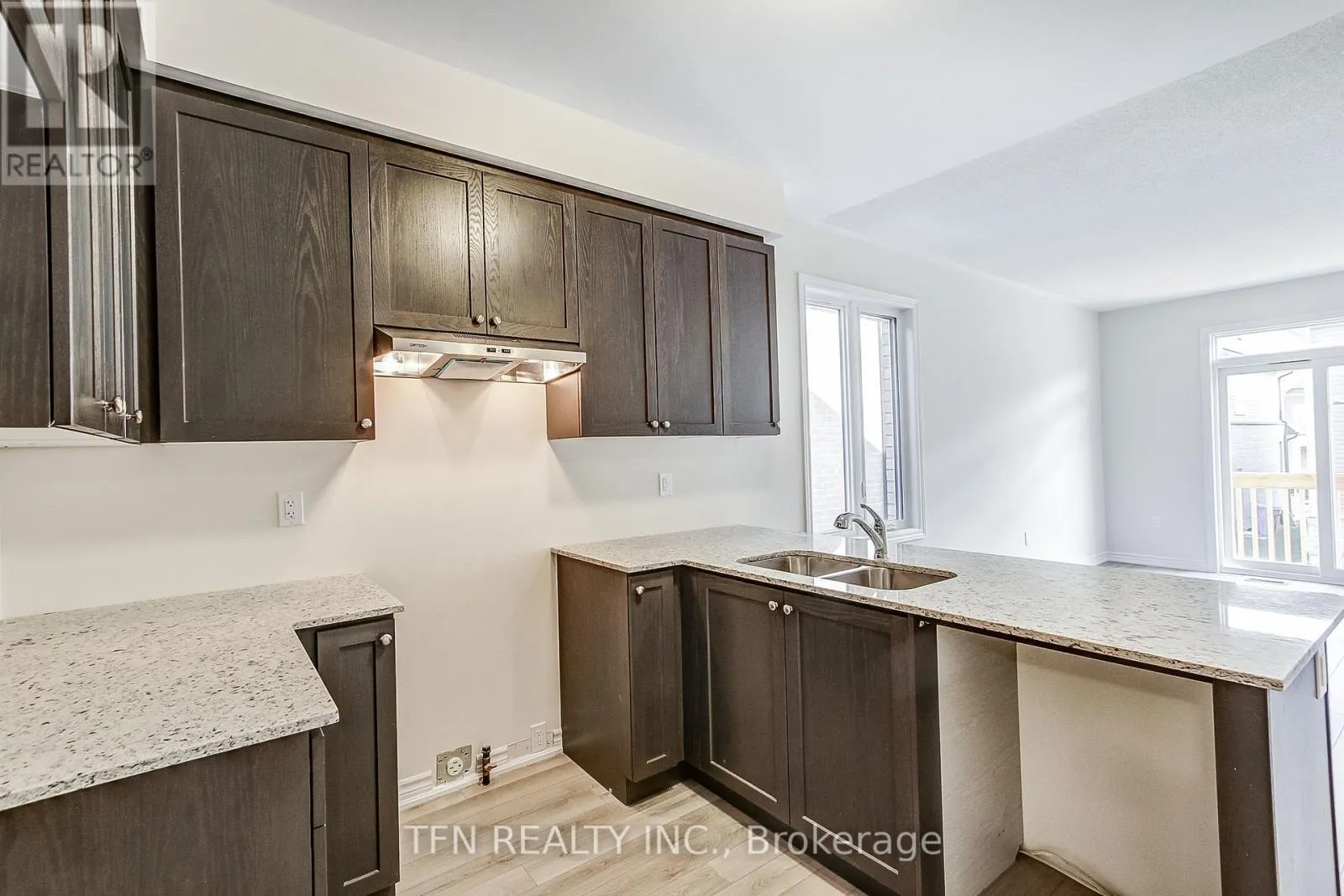 87 MCGILL AVENUE