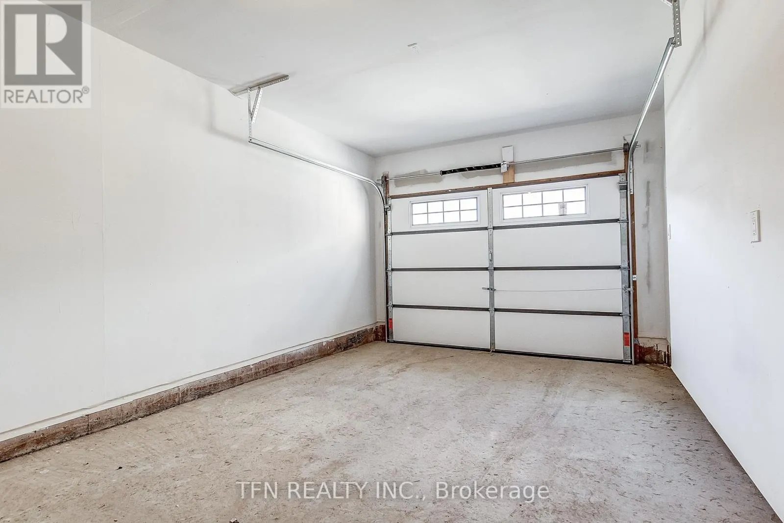 87 MCGILL AVENUE