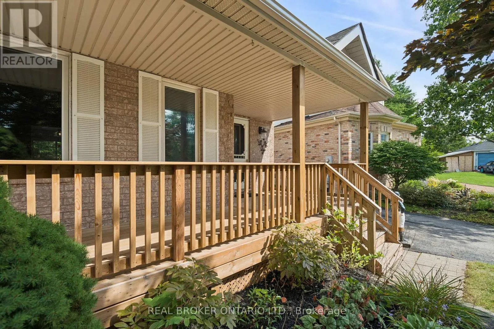 167 ACADEMY PLACE