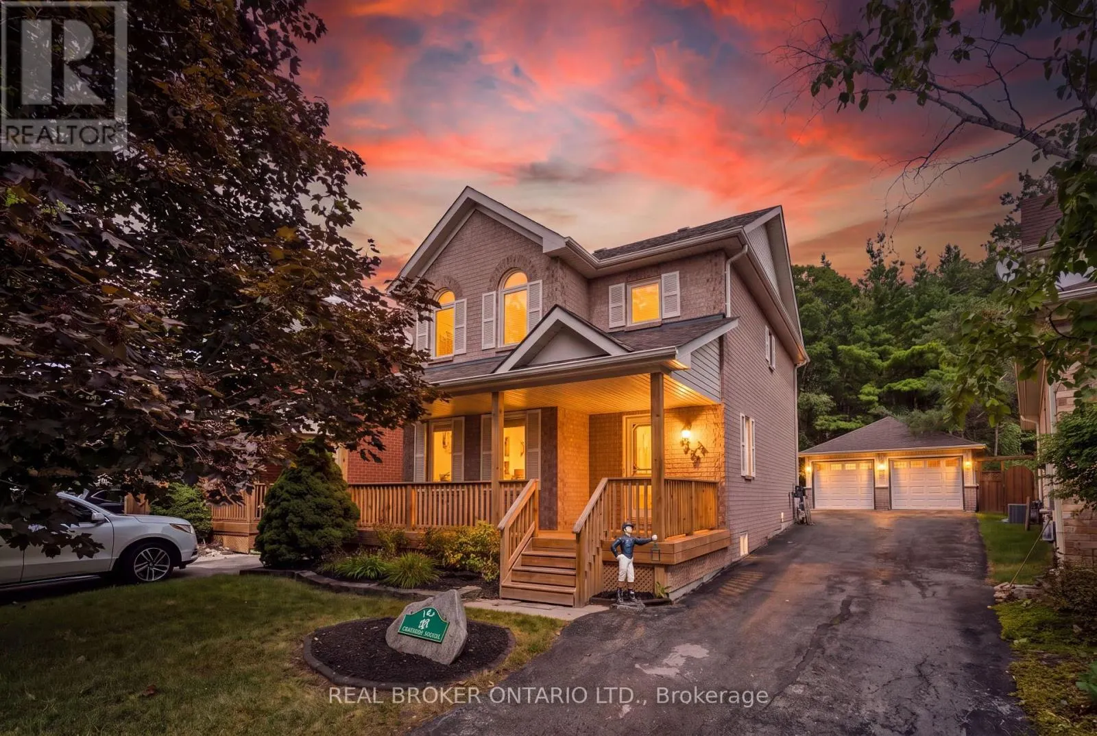 167 ACADEMY PLACE