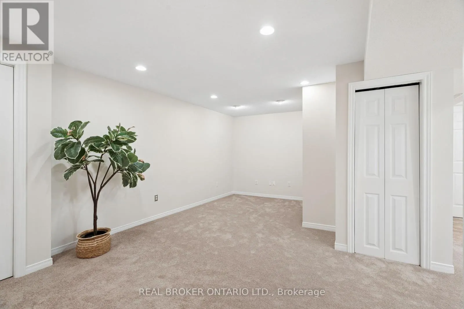 167 ACADEMY PLACE