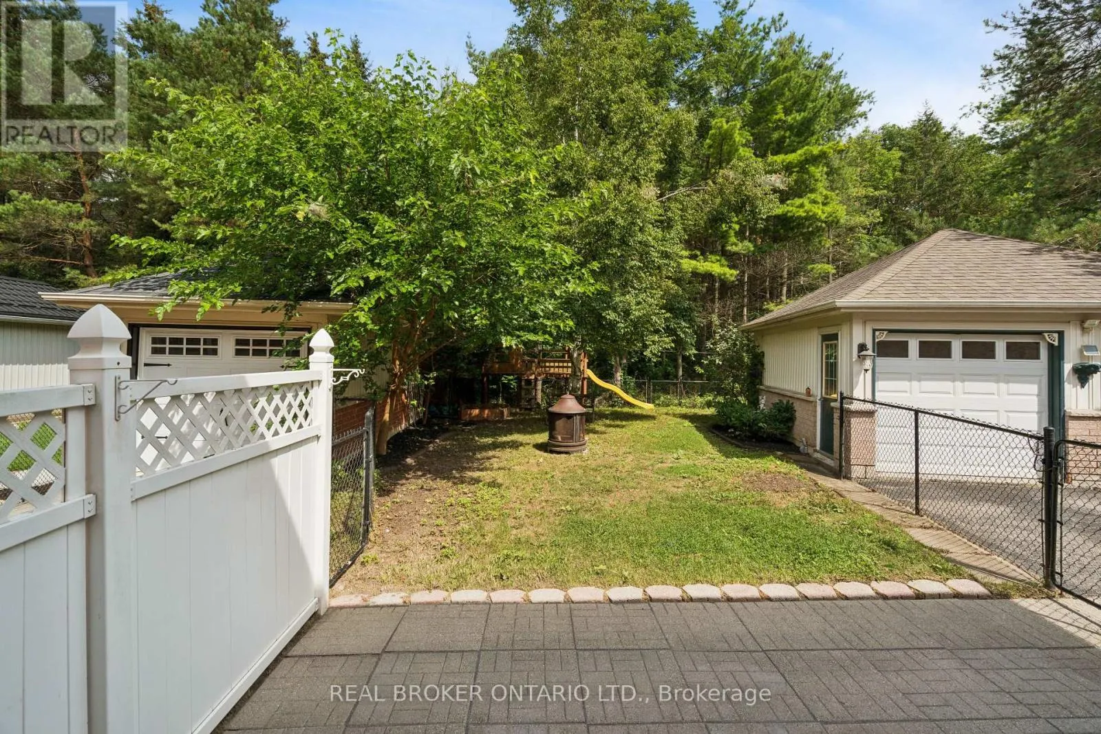 167 ACADEMY PLACE