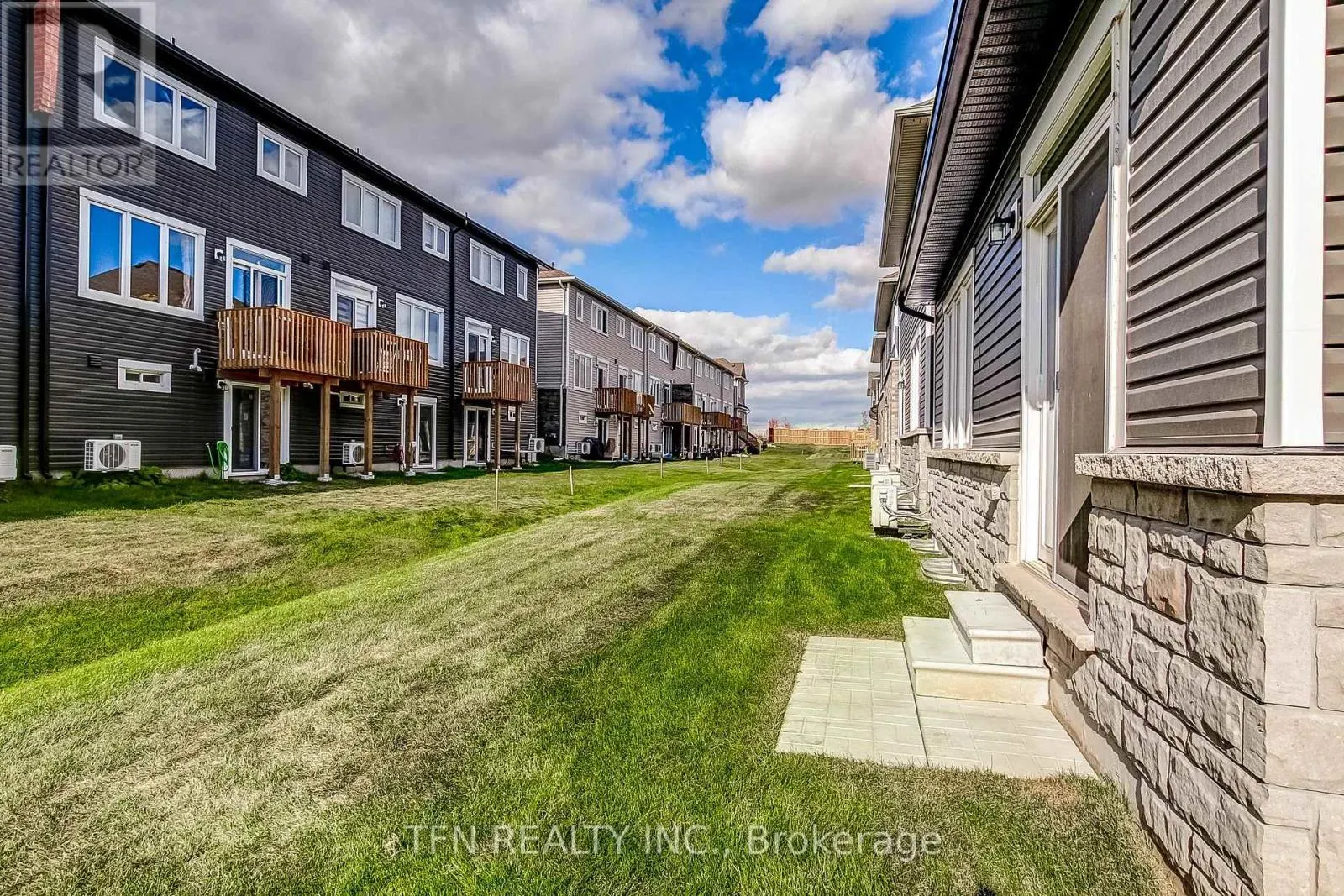 86 MCGILL AVENUE