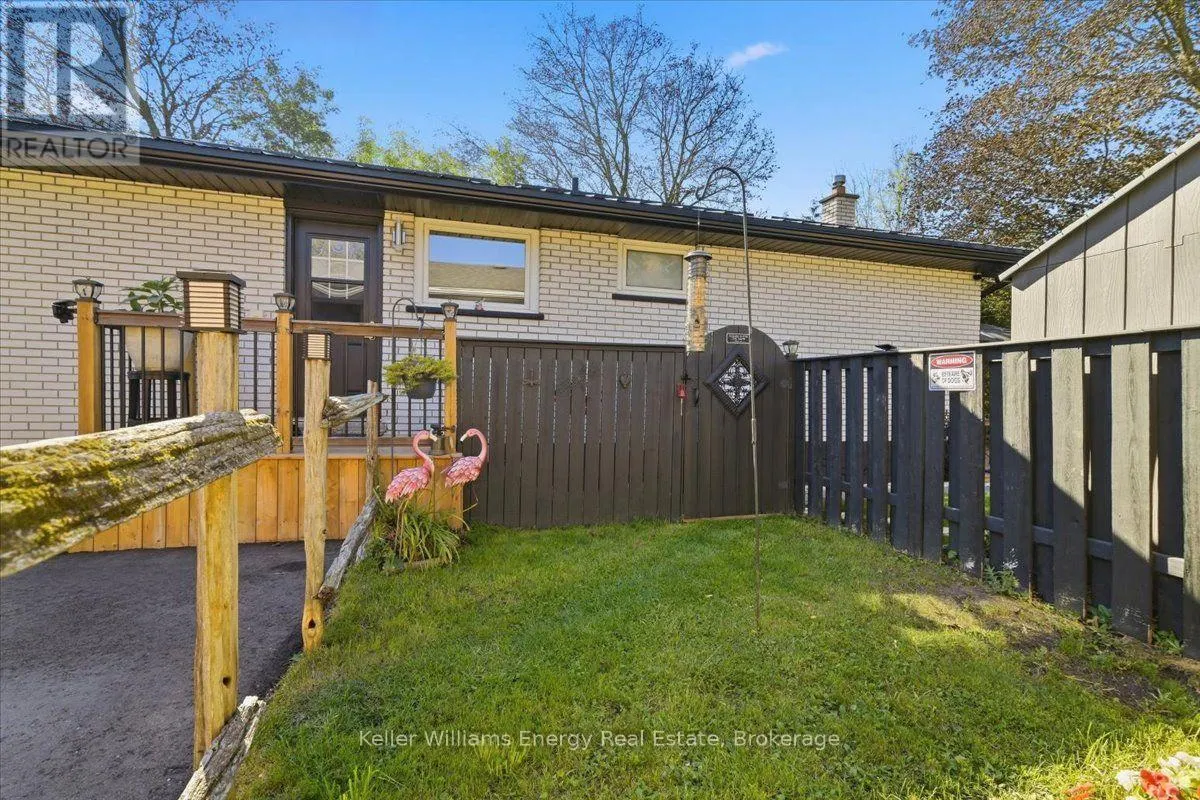 30 DOMINION DRIVE