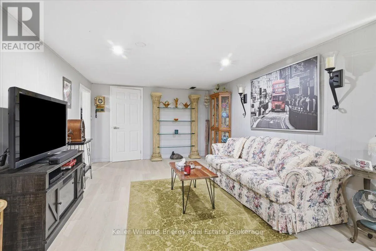 30 DOMINION DRIVE