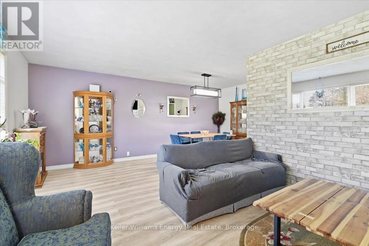 30 DOMINION DRIVE