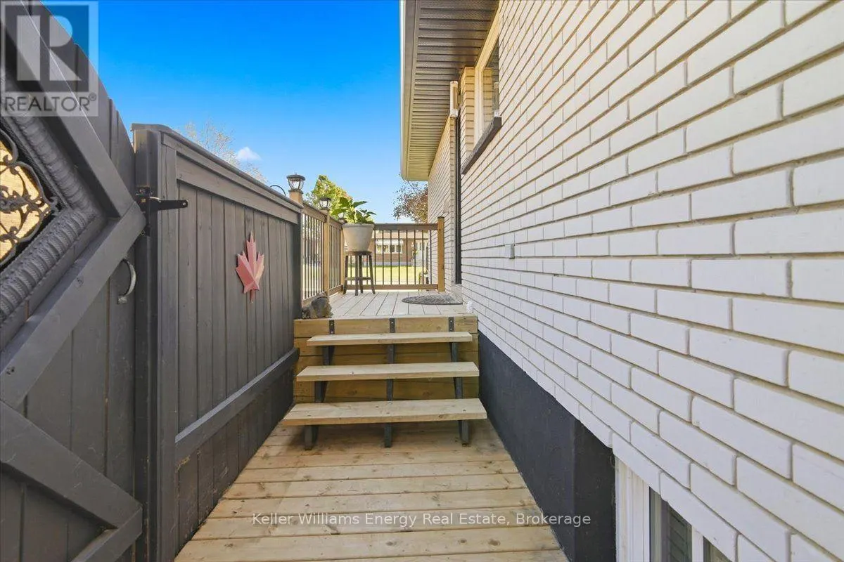 30 DOMINION DRIVE