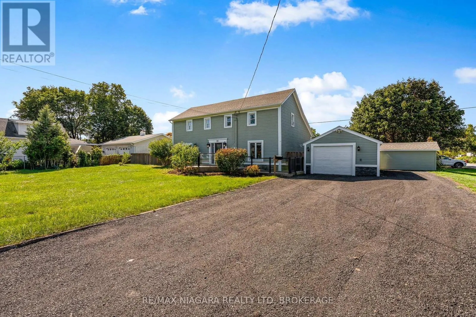 121 KNOLL STREET