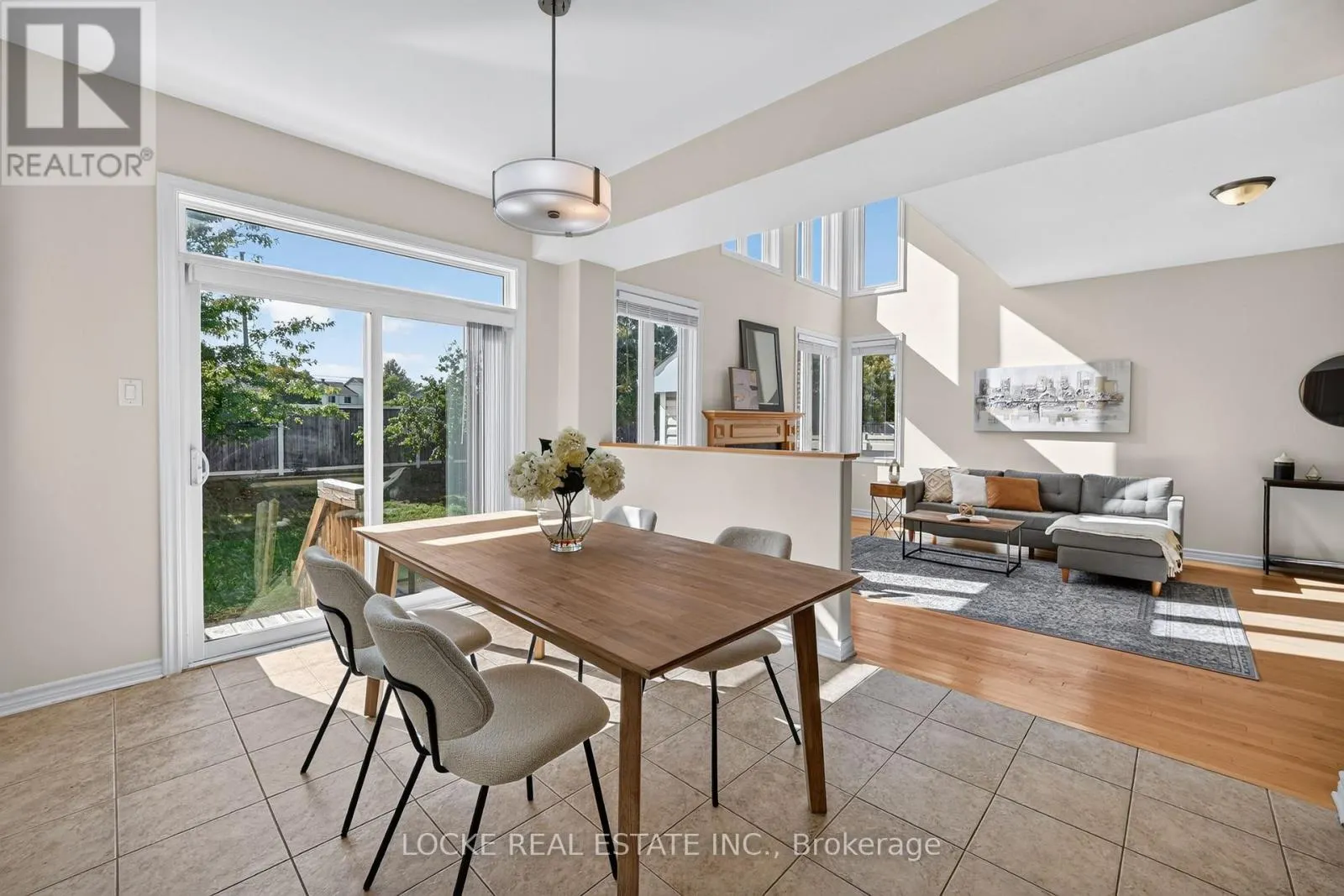 658 EVERLASTING CRESCENT
