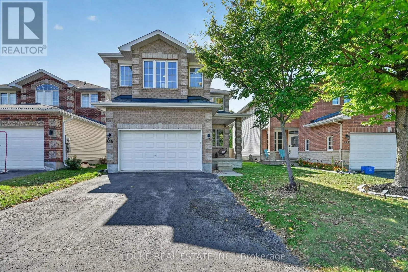 658 EVERLASTING CRESCENT