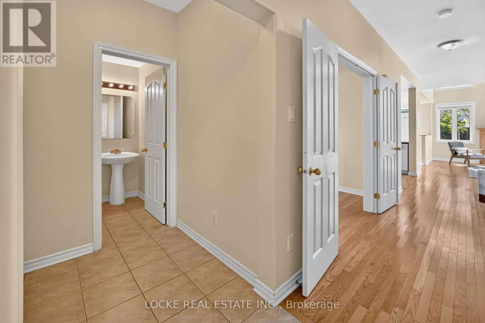658 EVERLASTING CRESCENT