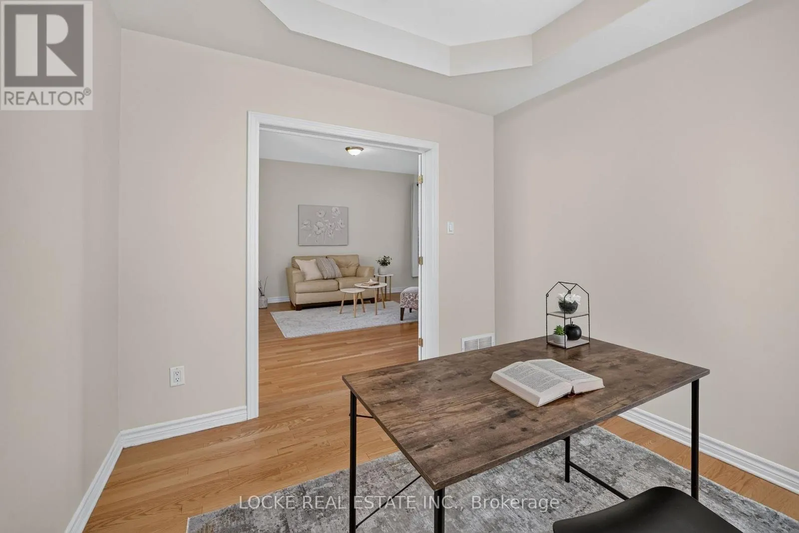 658 EVERLASTING CRESCENT