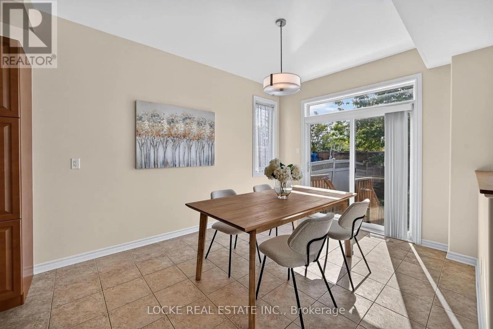 658 EVERLASTING CRESCENT