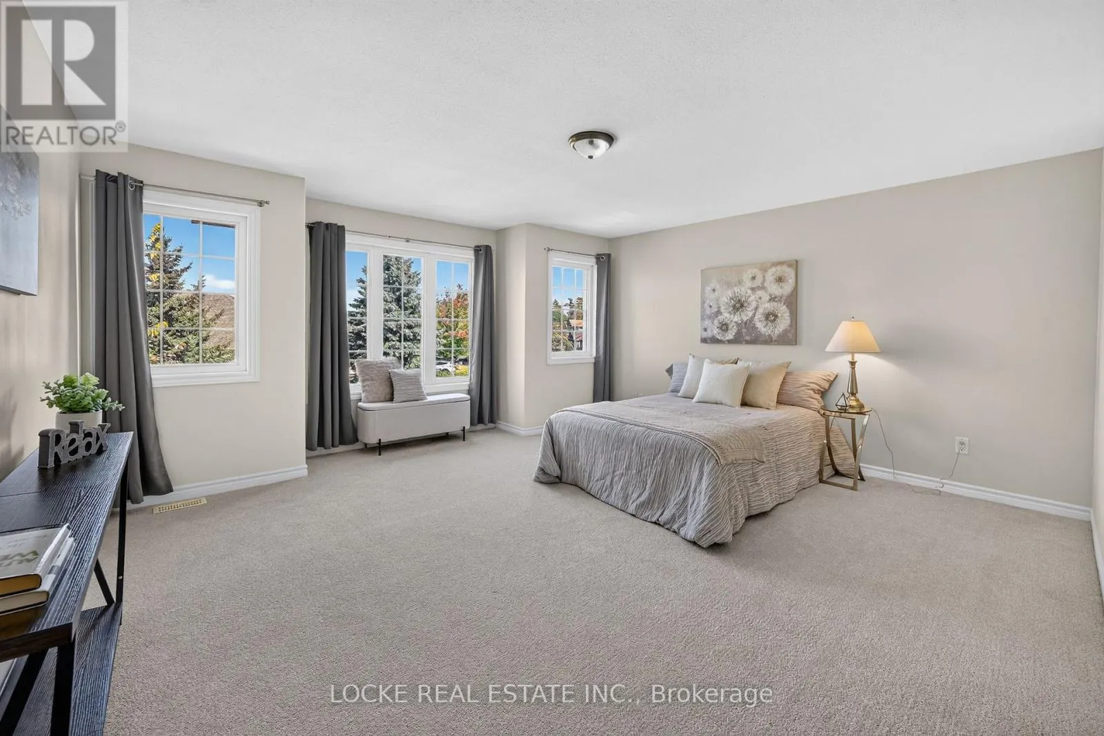 658 EVERLASTING CRESCENT
