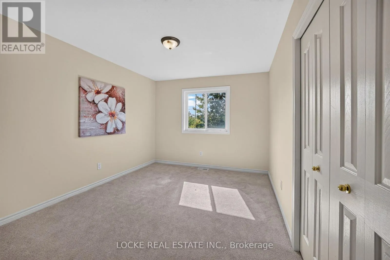 658 EVERLASTING CRESCENT
