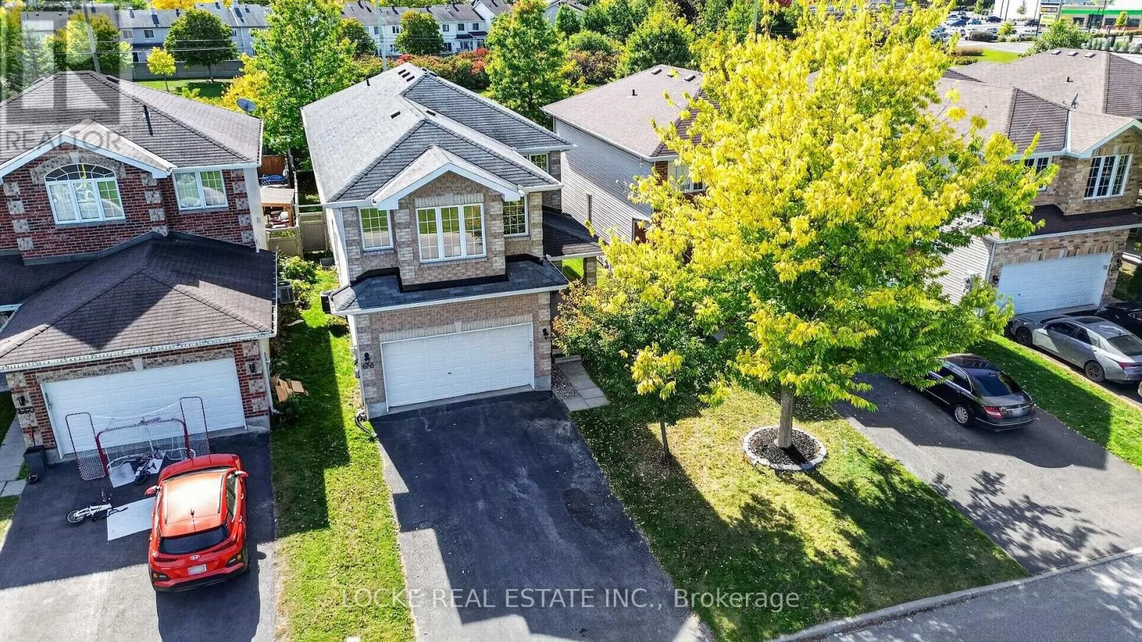 658 EVERLASTING CRESCENT