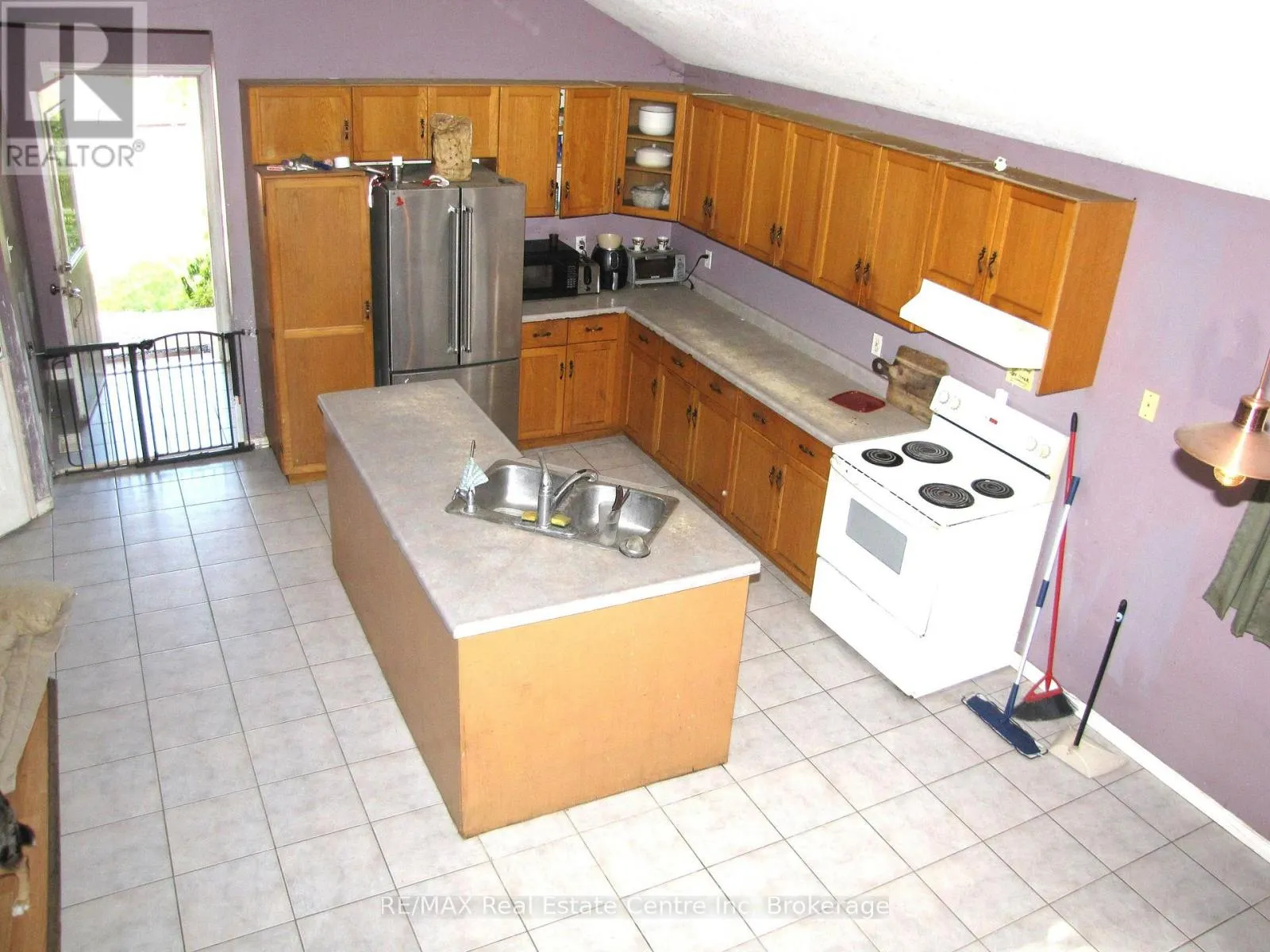 171 DEERPATH DRIVE