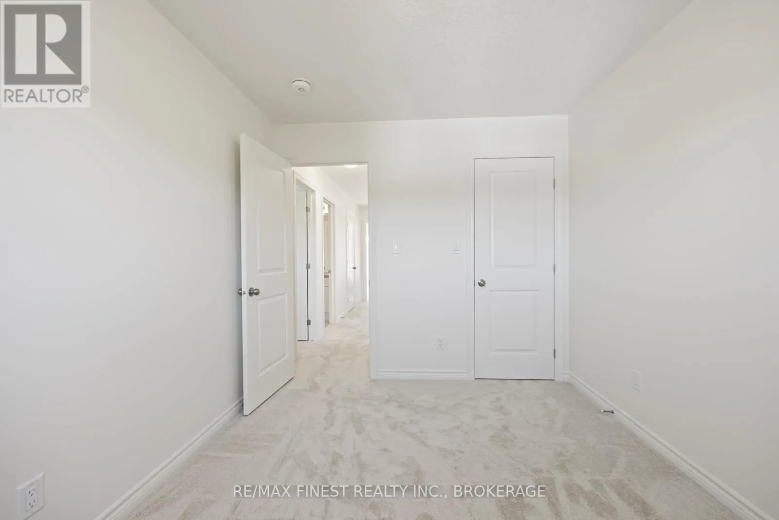 190 HERITAGE PARK DRIVE