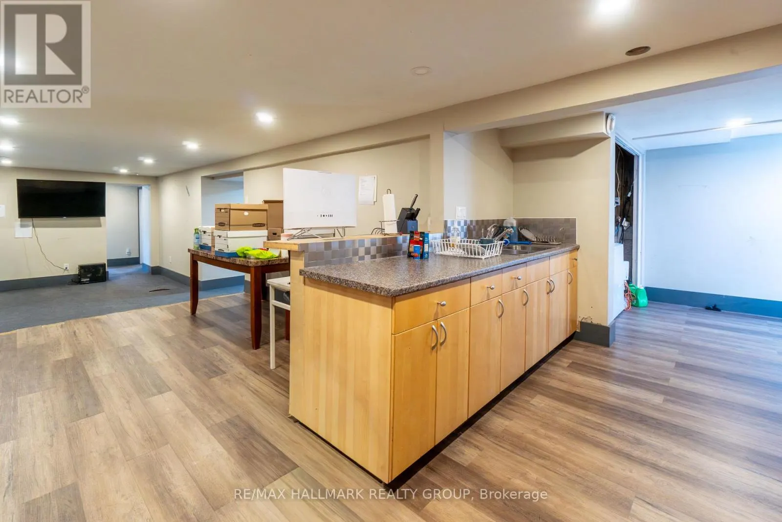 6231 HAZELDEAN ROAD